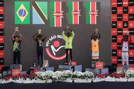 El-podio-de-la-San-Silvestre-de-ayer-.--EFE/-Isaac-Fontana