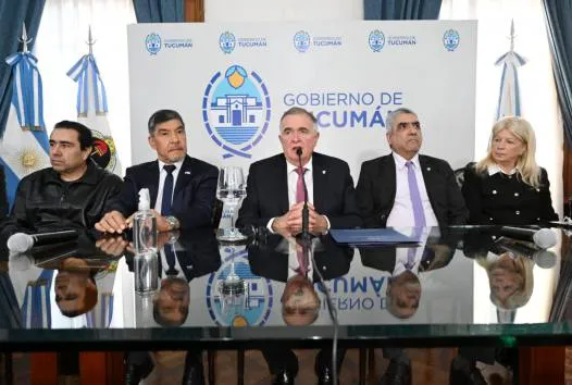 526x354_250812112351_43975