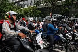 Según-la-entidad,-la-práctica-puede-incrementar-los-accidentes-de-tránsito