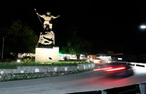 Monumento-al-Indio