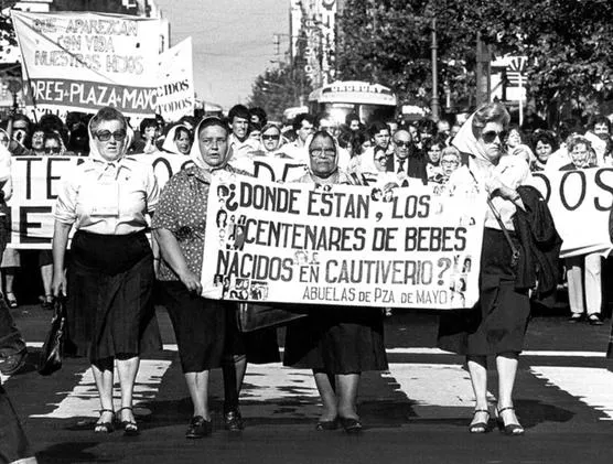 Abuelas-de-Plaza-de-Mayo