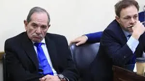 Alperovich-junto-a-su-abogado