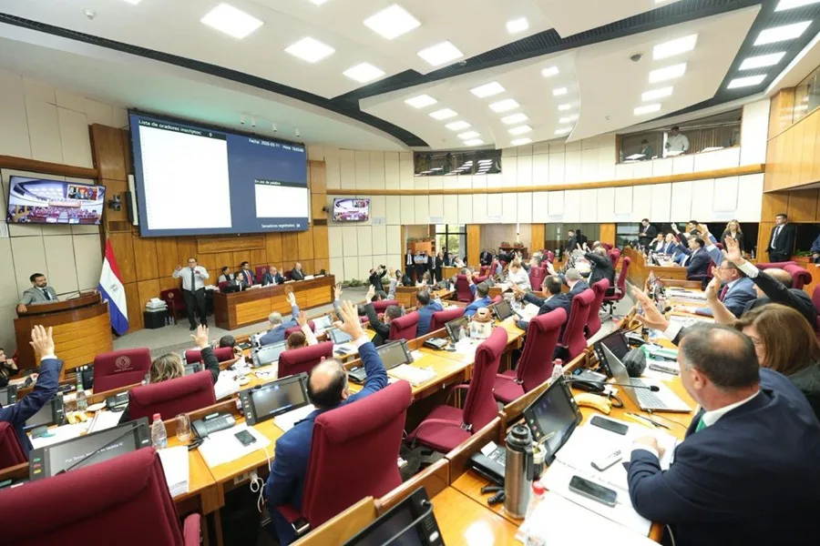 AME3055-PARAGUAY-CONGRESO