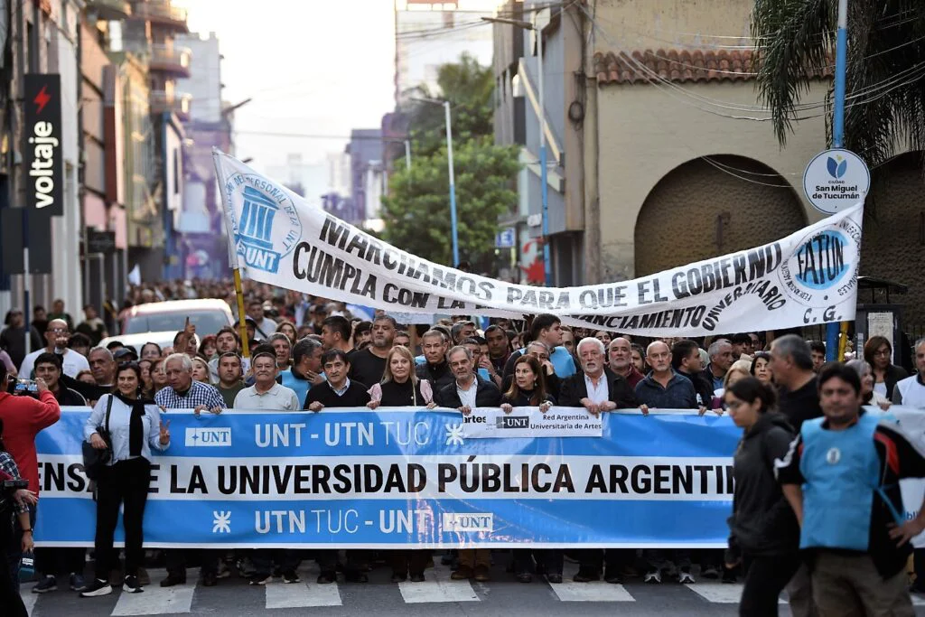 CONSEJO-SUPERIOR-Y-MARCHA-UNIVERSITARIA-1024x683