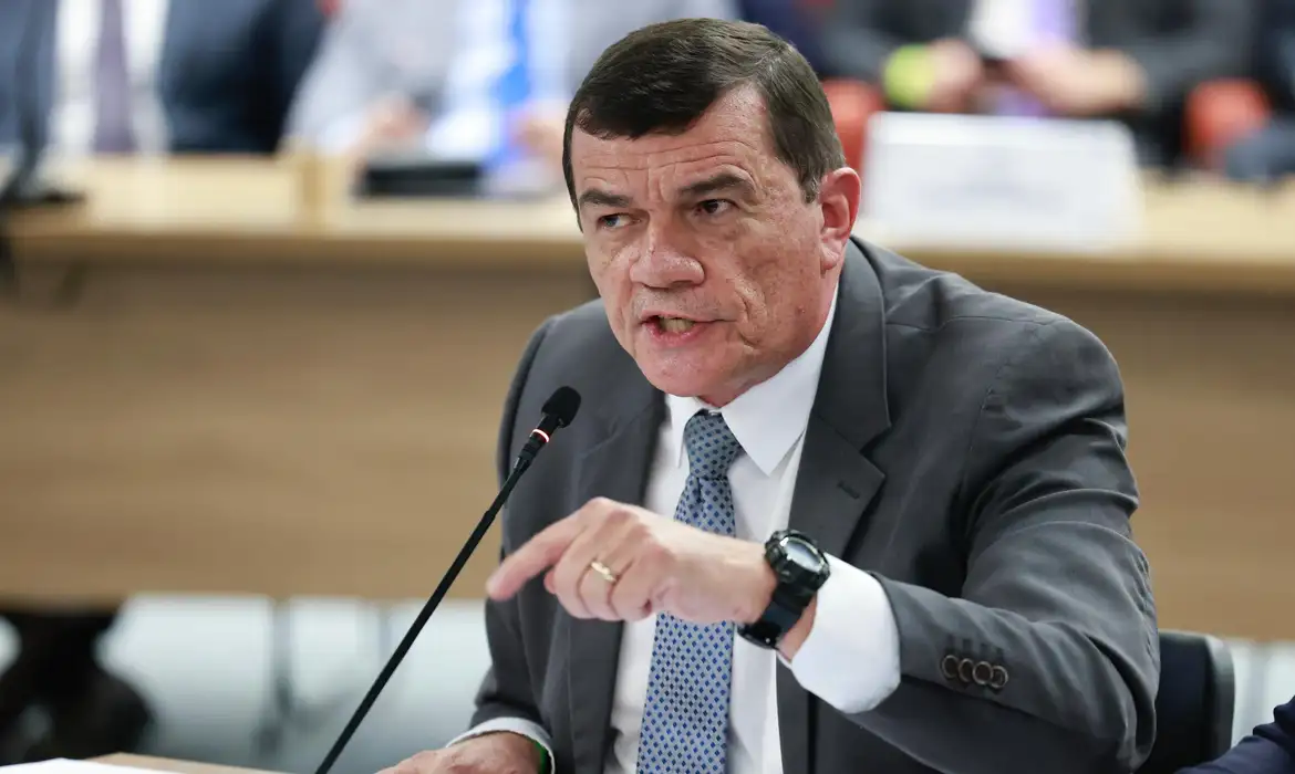 brasilexministrodedefensanogueira