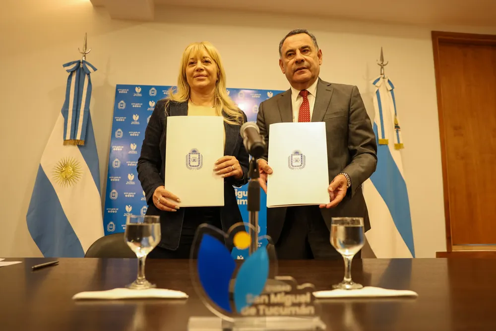 multimedia.grande.b99cdfa73553cc02.Z3JhbmRlLndlYnA=