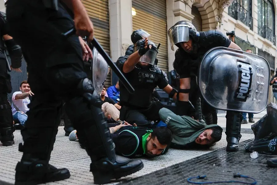 represion