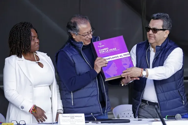 corte-constitucional-colombia-avala-reforma-pensional-petro