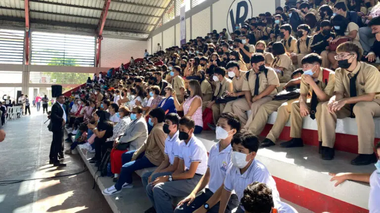 ecuadorestudiantesbarbijos