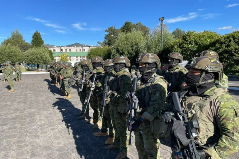 fuerzas-armadas-ecuador-768x512