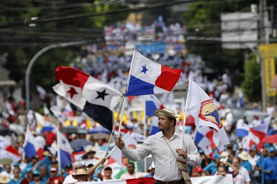 Marcha_Panama (1)