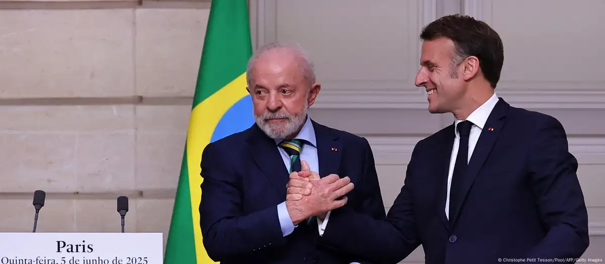 brasilfrancialulamacrondelamano