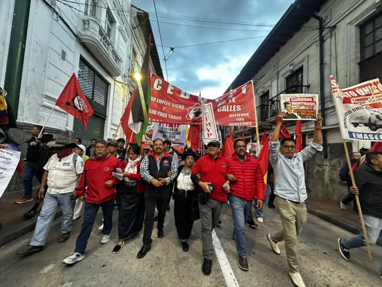 ecuadorsindicatoscontragasoil