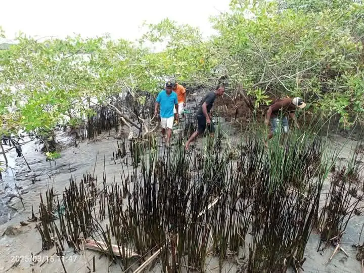 ecuadorderramepetrolero2
