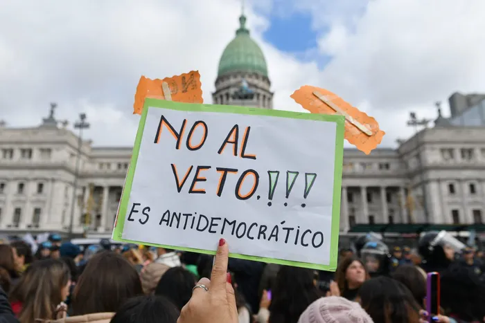 960711-2025-08-250805021-scaled