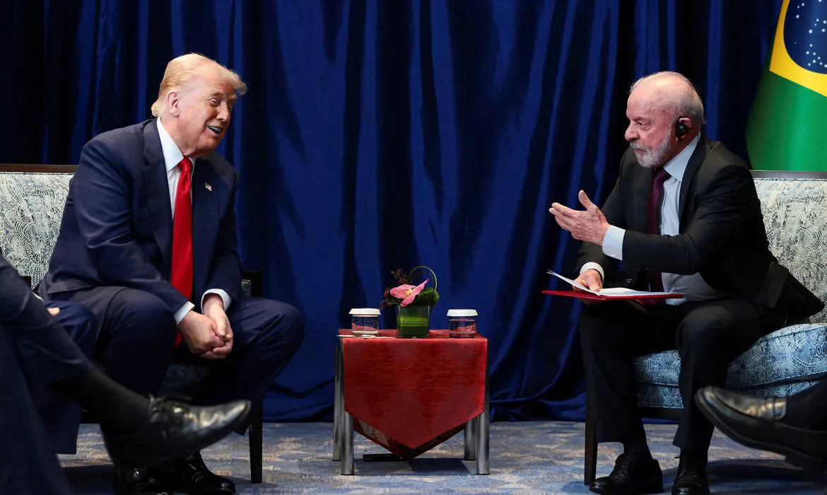eeuubrasiltrumplula