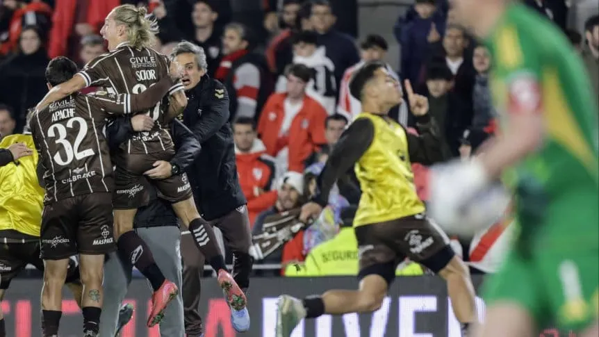 ignacio-schor-festejo-platense-river_862x485