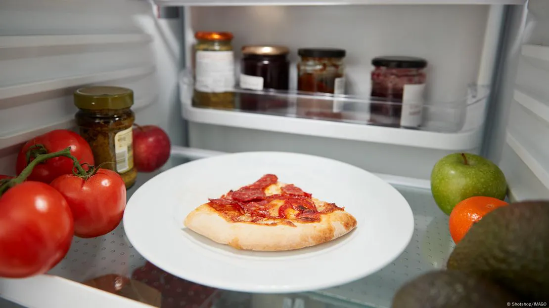 pizzaenlaheladeraquesonocturno