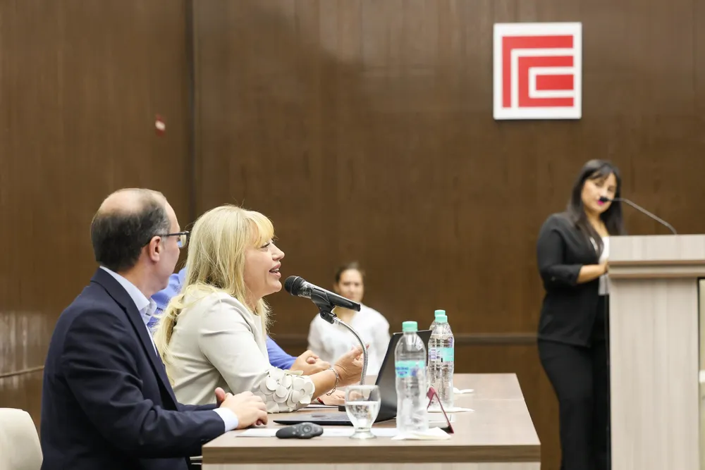 multimedia.normal.8ff53dc6a054735f.bm9ybWFsLndlYnA=