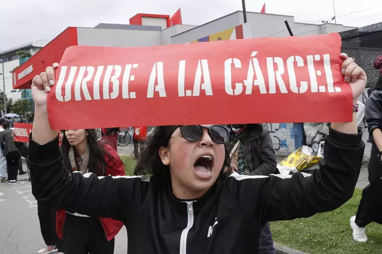 colombiauribealacarcel