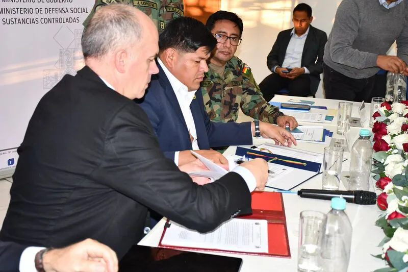 boliviacontranarcosEncuentro_Bolivia_Chile